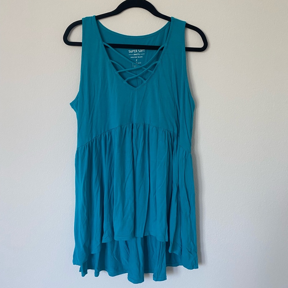 Torrid teal high-low shirt perfect for spring and summer